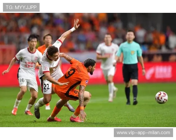 中超蓉城费利佩力量训练依旧爆棚，燃爆赛场的秘密武器